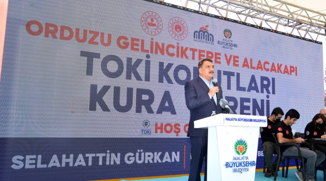 Başkan Gürkan TOKİ Kura çekim törenine katıldı