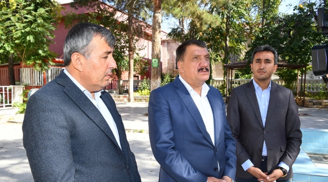 Büyükşehir Belediyesi Cumhuriyet Meydanı İçin Çalışmalara Başladı