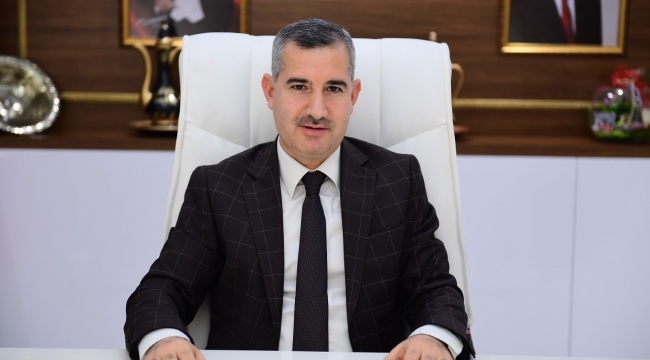 "Cumhuriyet, Yeniden Dirilişin Simgesidir"