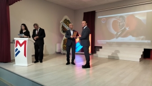 Vahap Küçük Özel Ödülü  Çınar'a 