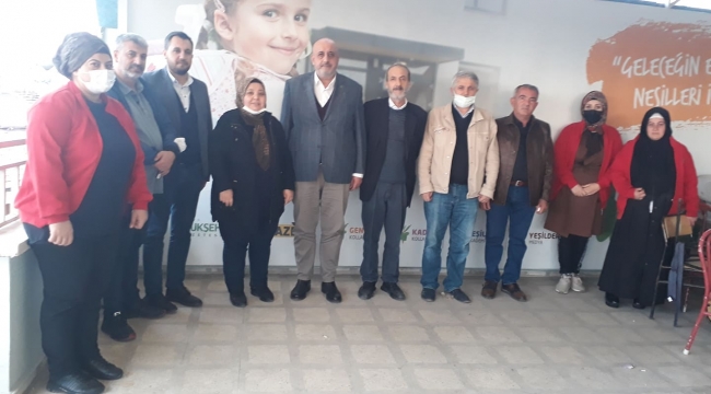 Dr. Uckan YEŞİLDER'i ziyaret etti