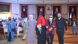 Görme engelli çiftin en mutlu günü