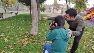 Mafsad'tan işitme engelli öğrencilere fotoğraf eğitimi.