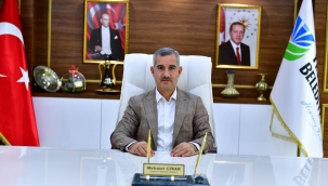 "Öğretmenlerimiz Toplumun Âkil İnsanı, Yol Göstericisi, Millî Ve Manevi Değerlerinin Taşıyıcısıdır"