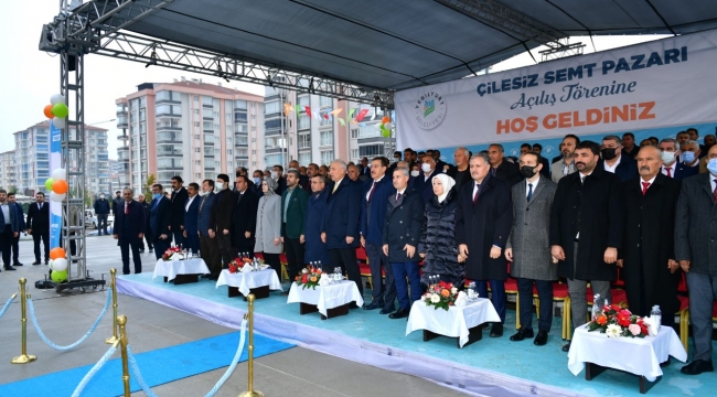"Yeşilyurt'ta Çilesiz Kapalı Semt Pazar Yeri dualarla açıldı"