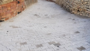 Arapgir de kilit taş çalışması