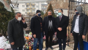 Bakkal dükkanı yanan esnafa ziyaret