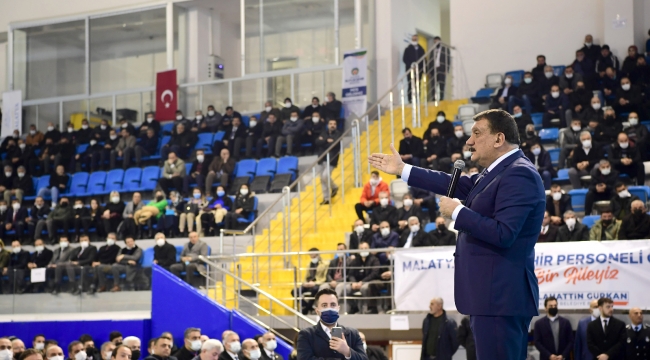 Başkan Gürkan Belediye personelleriyle bir araya geldi