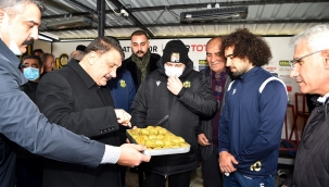 Başkan Gürkan "Gönlümüzü hüsrana uğratmak hiç kimsenin haddi değildir."