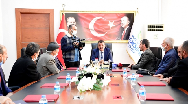 Pütürgeli muhtarlardan başkan Gürkan'a teşekkür