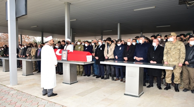 Vali Baruş, Polis Memuru  Ferhat Özcan'ın Cenaze Törenine Katıldı