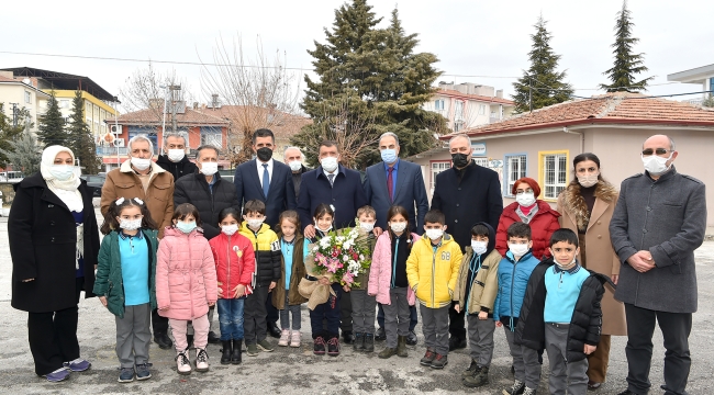Başkan Gürkan öğrencileri ziyaret etti