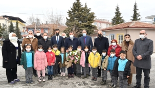 Başkan Gürkan öğrencileri ziyaret etti