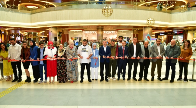 Sokak Fotoğrafçılarımızın Özel Karelerini Hemşehrilerimizle Buluşturduk"