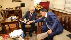 Yeni Cami'ye Başkan Gürkan Müdahalesi!