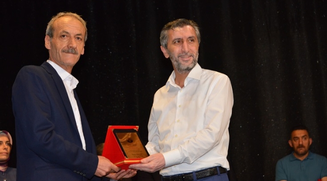Koop İş Sendikası Başkanı Durak'a başarı ödülü