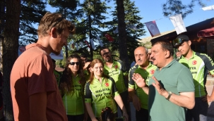 200 bisikletli Malatya tarihini tanımak için Malatya'da