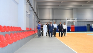  Başkan Gürkan, Milli Eğitim Müdürü Özdemir ile birlikte Mehmet Ali Aydınlar    Fen Lisesinde incelemelerde bulundu