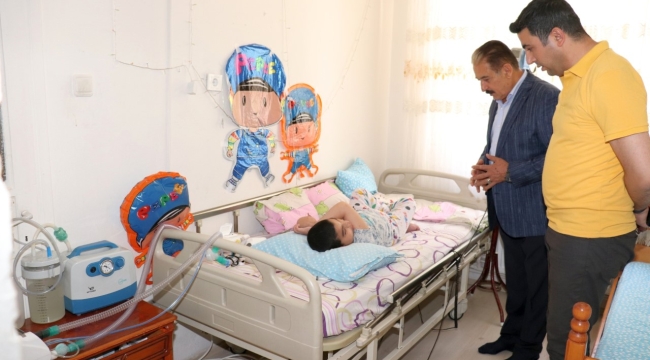    Engelli Efe bu bayram dışarı çıkabilecek