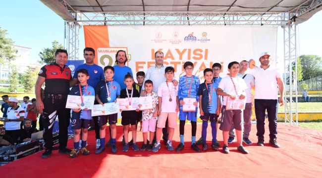 Kayısı festivali kapsamında spor şenliği düzenlendi 