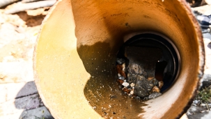 Ağır hasarlı binalar dikkatsiz yıkım yapıyor