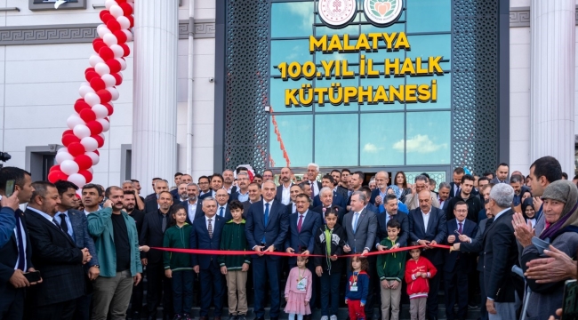 Alkışlar Malatya 100. Yıl İl Halk Kütüphanesi ve Gürkan için