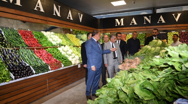 Esenlik Marketlerde 100. Yıl indirimleri başladı