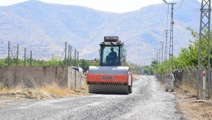 "Ulaşım Ağımızı Konforlu ve Modern Yollarla Genişletiyoruz"