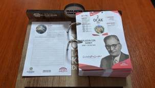  2024 yılına özel masa takvimi