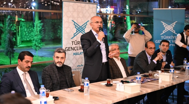  TÜGVA'nın Düzenlediği Gençlik Buluşmasında Adaylar Gençlere Yönelik Projelerini Açıkladı