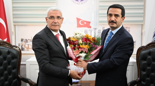 Battalgazi Belediyesi'nde Devir Teslim Töreni Yapıldı