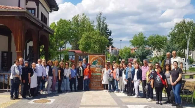 Maldiana kapatıldı