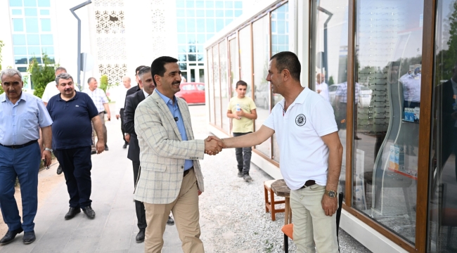 Derhal Millet bahçesini terk edin