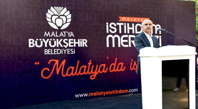 Sami Er Malatyalılarla dalga geçmeye devam ediyor