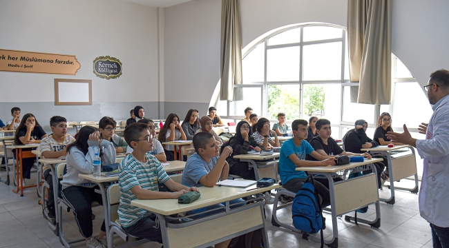 Semt konaklarında dersler başladı