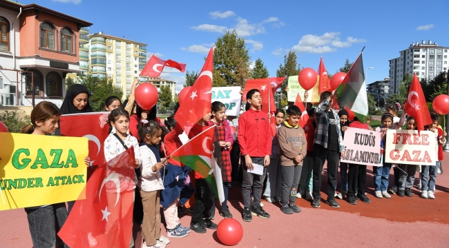 "Bize Savaşsız Bir Dünya Bırakın"