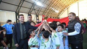 Cumhuriyet Kupası Futbol Turnuvası Heyecanlı ve Çekişmeli Maçlarla Sona Erdi