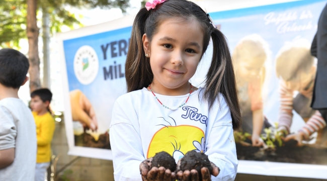 Yeşilyurt'ta Öğrencilere Tarım Sevgisi Aşılanıyor