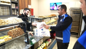 Zabıtadan Esnafa Yeni Yıl Tebriği ve Hijyen Denetimi