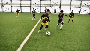 Yeşilyurt Belediyesi Ödüllü 'Sömestr Futbol Turnuvası' Başladı