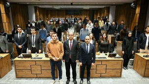 Yeşilyurtlu gençler iş başında