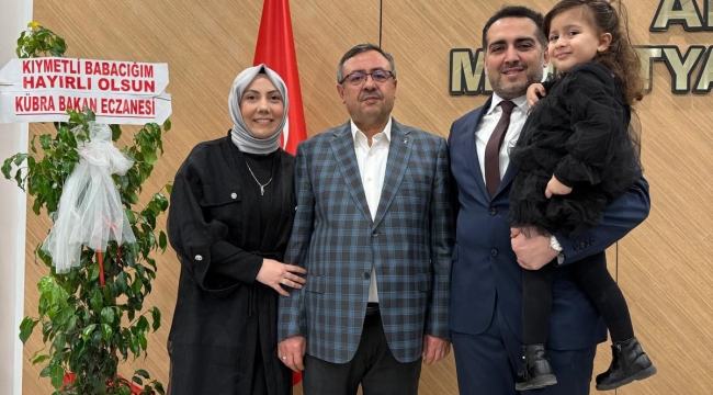 AK Parti Malatya İl Başkanı Ali Bakan, Torunu Ziyaret Etti