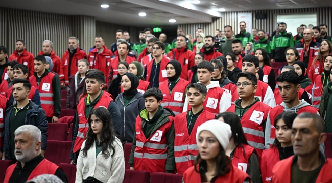Kızılay Gönüllüleri Afet Anlarında Kahraman Olmak Yetmiyor