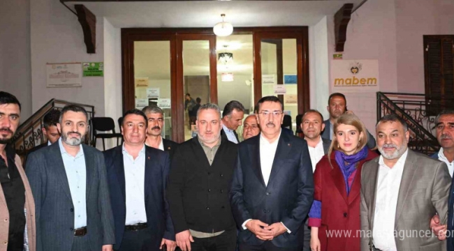 Milletvekili İnanç Ölmeztoprak, İftar Programında Bülent Tüfenkçi'yi Yok Saydı!