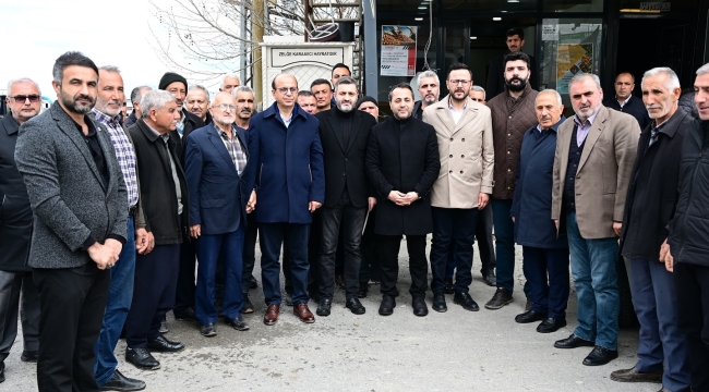 Yeşilyurt Belediye Başkanı İlhan Geçit, Dilek Mahallesi'nde Vatandaşlarla Buluştu