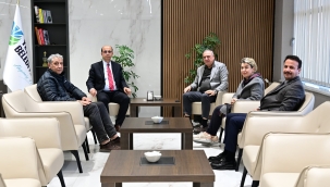 Yeşilyurt Belediye Başkanı İlhan Geçit'ten Hayırsever İş İnsanı Vahap Küçük'e Teşekkür