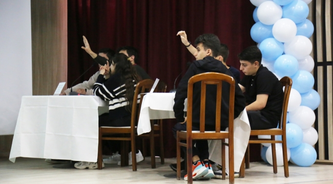 öğrenciler şampiyon kim sorusuna cevap arıyor