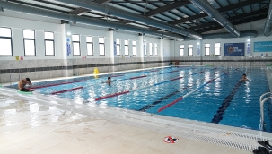 BATTALGAZİ BELEDİYESİ YÜZME KURSLARINA YOĞUN İLGİ: KONTENJANLAR ARTIRILDI