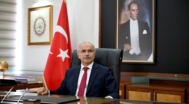 Malatya'da "Karton Başkan" Tepkisi: Sami Er Neden Sahada Yok?