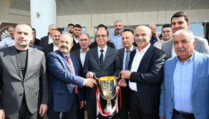 Malatya Yeşilyurtspor'da Kulüp Başkanı Adnan Çoban Güven Tazeledi